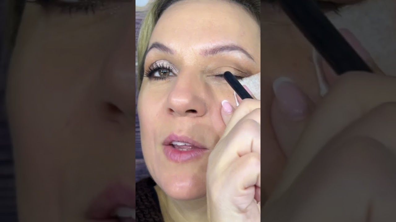 Makeup pour femmes pressées et matures 