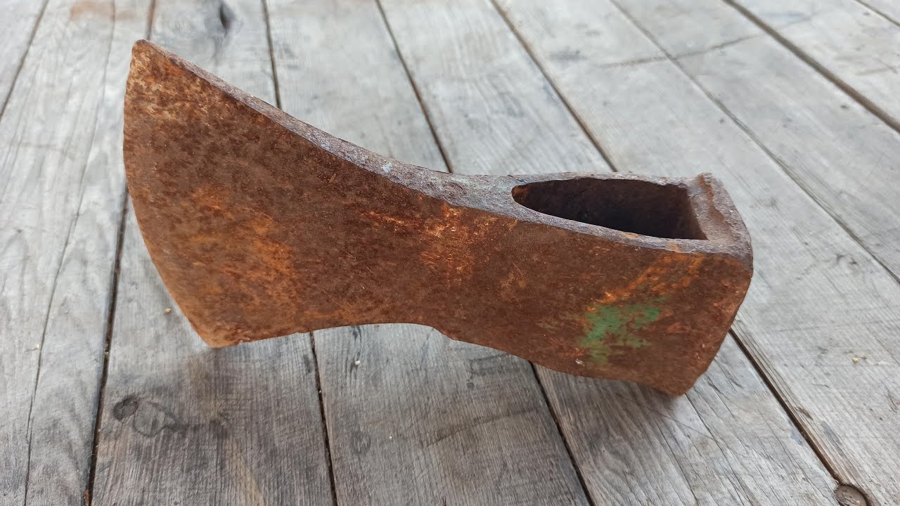 Turning A Rusty Head Axe From Flea Market Into A Magnificent Axe