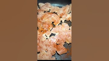 Thumbnail of Cazzu cocinando vía Tik Tok #cazzu #musica