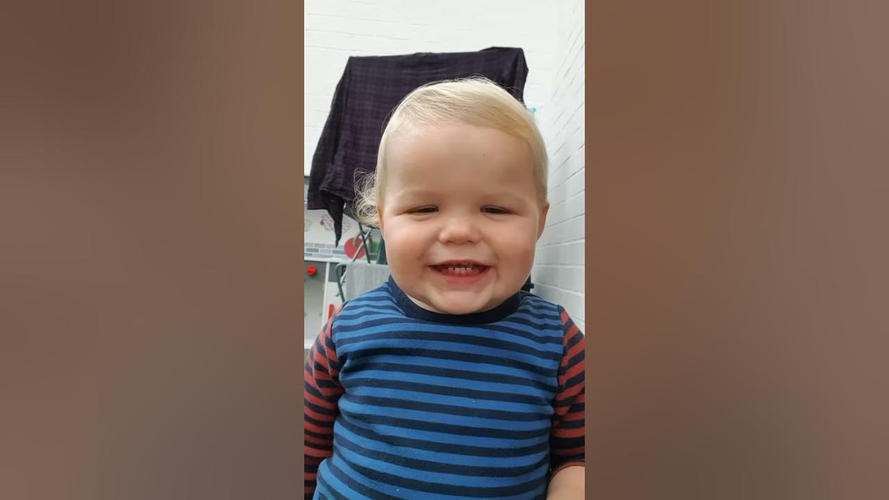 What noise does a digger make?? YouTube