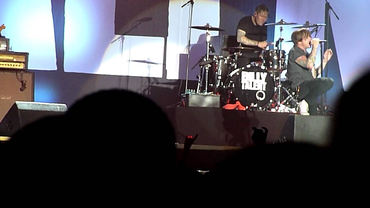 Billy Talent Diamond On A Landmine übersetzung Nova Rock 2012 billy talent -Diamond on a Landmine - YouTube