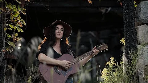 Summer Folk Concert Series - Elizabeth Landry