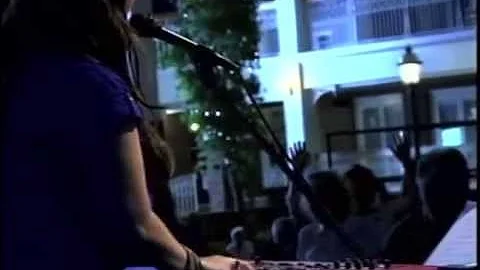 BJ and Lisa Sullivan - I Love Your Presence - live...