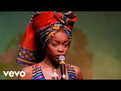 (+) Erykah Badu - Tyrone (Live)