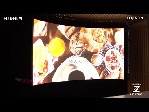 FUJIFILM プロジェクターZ5000 事例 「アーチ型スクリーン