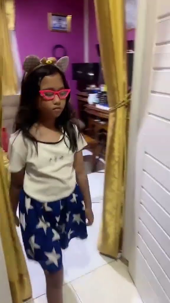 Vidio kocak dan gokil @nyaikembang1nyaikembang1 /akibat ngelawan sama ibu ?