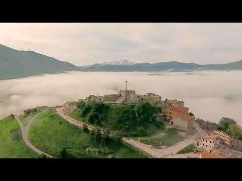 Un'alba a Castelluccio - YY4Prfeu1XM
