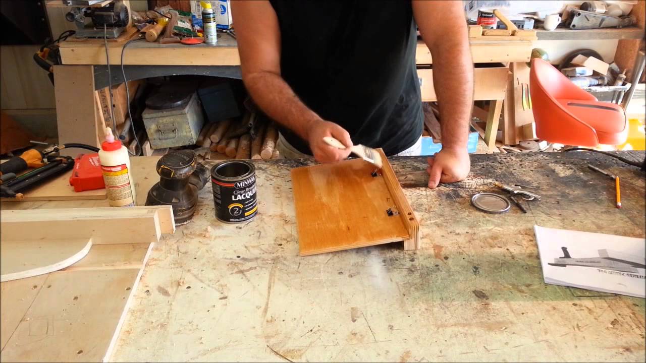 SIMPLE HOLDER FOR WOODWORKING PLANS - YouTube