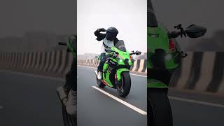 Rider bike Kawasaki Z 10 R sports short video