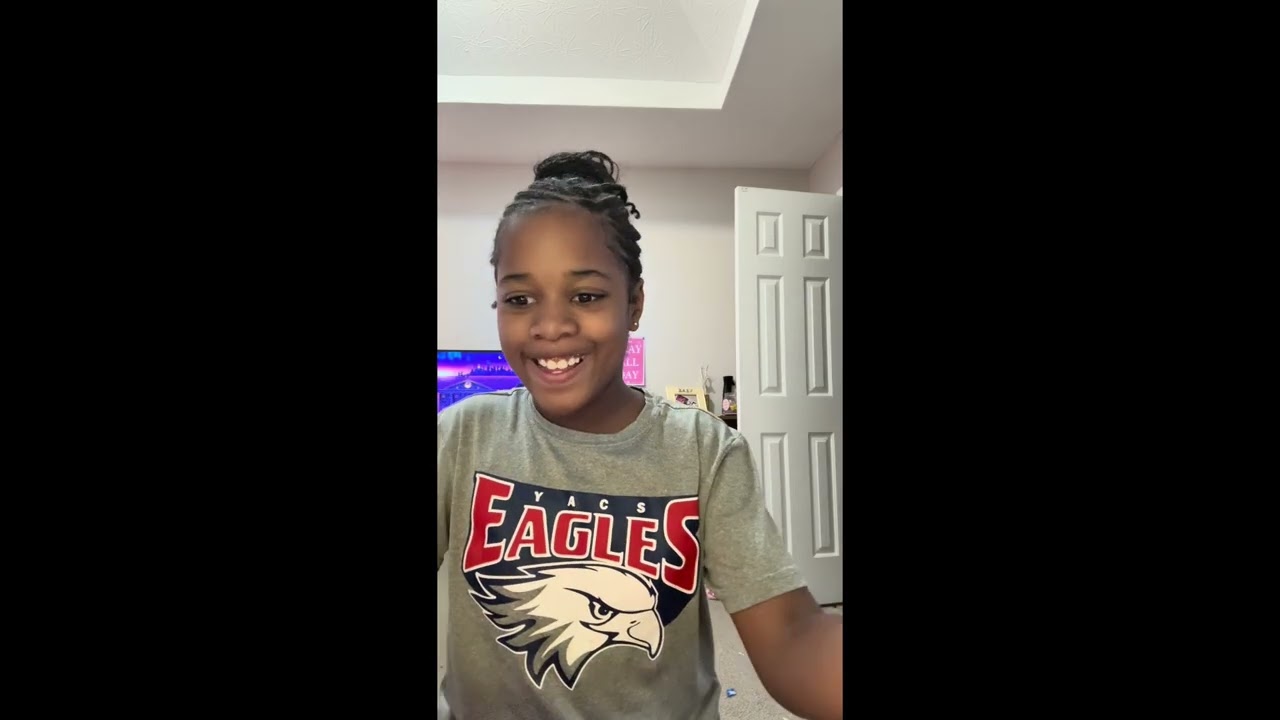 Help 🆘😩me clean my vanity 