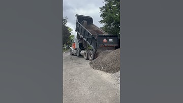 Aggregate delivery  #sealing #paving #asphalt #construction #gravel #dumping #sound