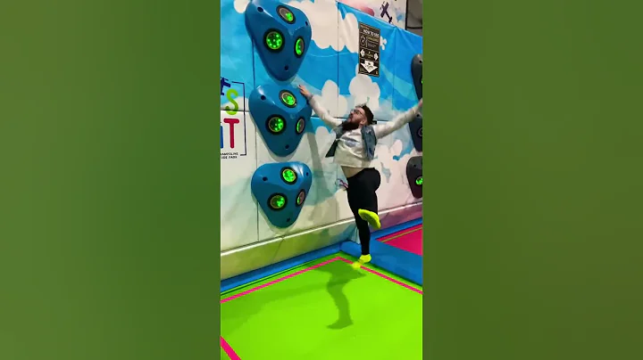 Cadence visits the trampoline park!