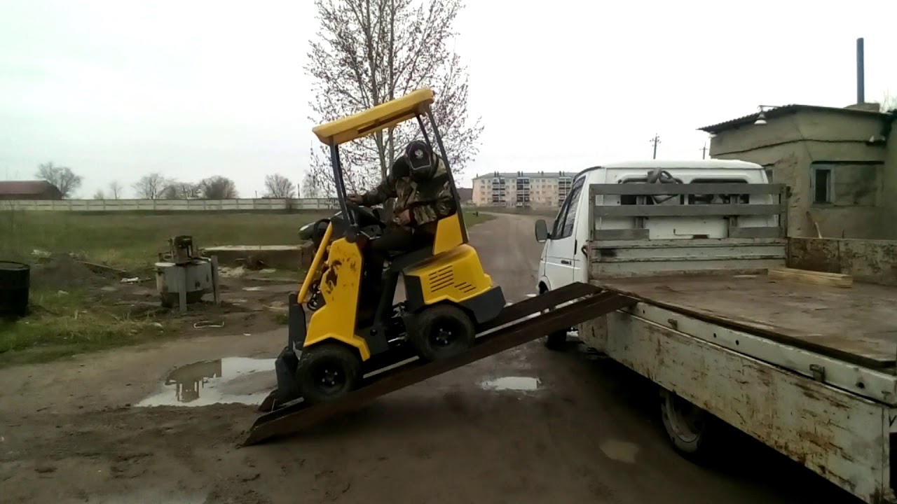 Мотоциклист влетел в газель