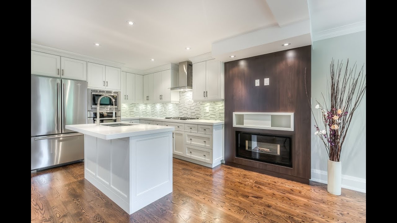 Stylish...Elegant...Contemporary House for Sale Lawrence Park North