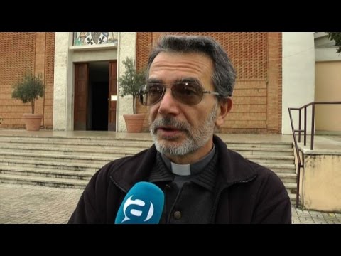Tour Nella Periferia Di Roma, Parroco: Casa E Lavoro I Problemi