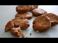 材料4つ!ピーナツバターで作るクッキー | Peanut butter cookies