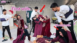 The second wife's jealousy over her husband showing affection to the first wife! A shocking story!