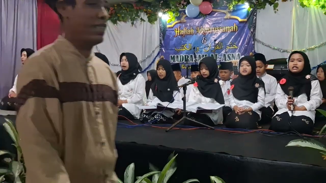 PART 1 - AKHIRUSSANAH MADIN AL-ASNA KRAJAN SOMOLETER ( Pengasuh Ky. Sukriyatin )