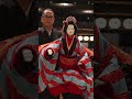 人が泣いてる?いいえ、人形です。