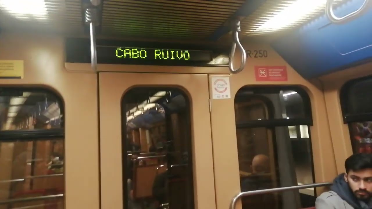 Viagem completa desde da estação São Sebastião I até à estação do Aeroporto. (Linha Vermelha).