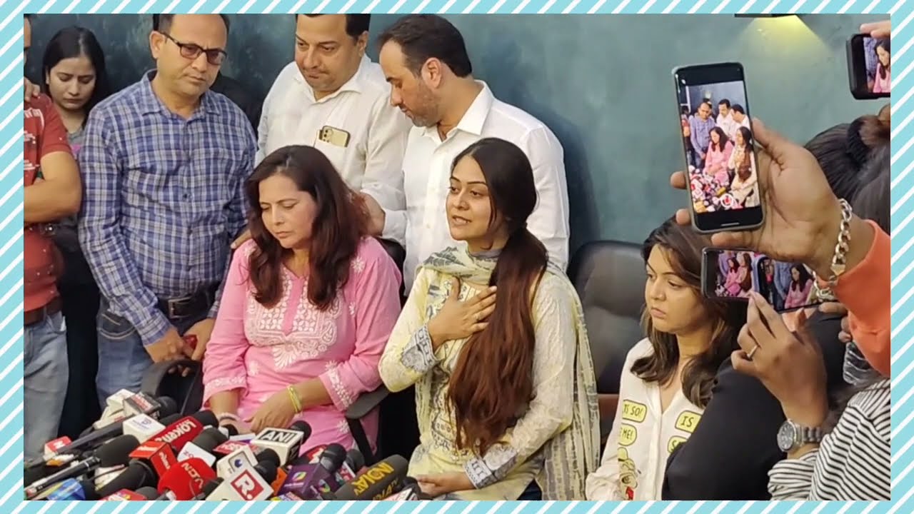 Falak Naaz With Mother and Shafaq Naaz Telling How They Was Too close To Tunisha Sharma than Her Mom