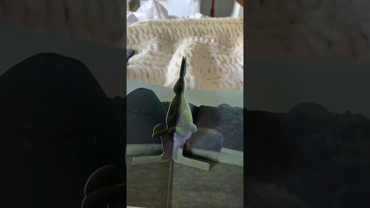 Opening the mint green k-12 vinyl from Melanie Martinez! 