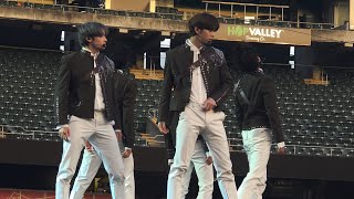 240518 TXT - Run Away (9와 4분의 3 승강장에서 너를 기다려) | ACT : PROMISE Tour in Oakland [4K Fancam]