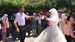 GÜZEL BİR KÖY DÜĞÜNÜ DUĞAK DİYE TABİR EDİLEN DÜĞÜNÜN SON GÜNÜ (GÜLPINARLI HASAN FARKIYLA 2018) Resimi