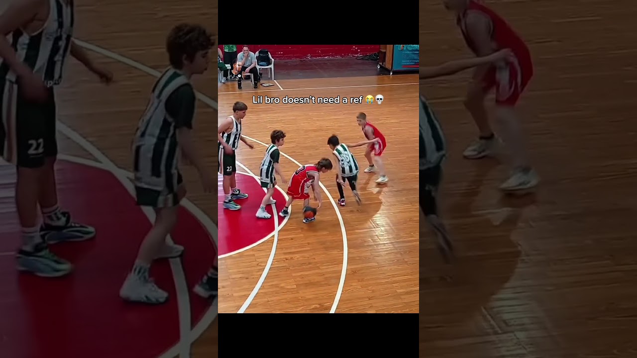 Lil Bro Doesn’t Need A Ref 😭💀 #basketball