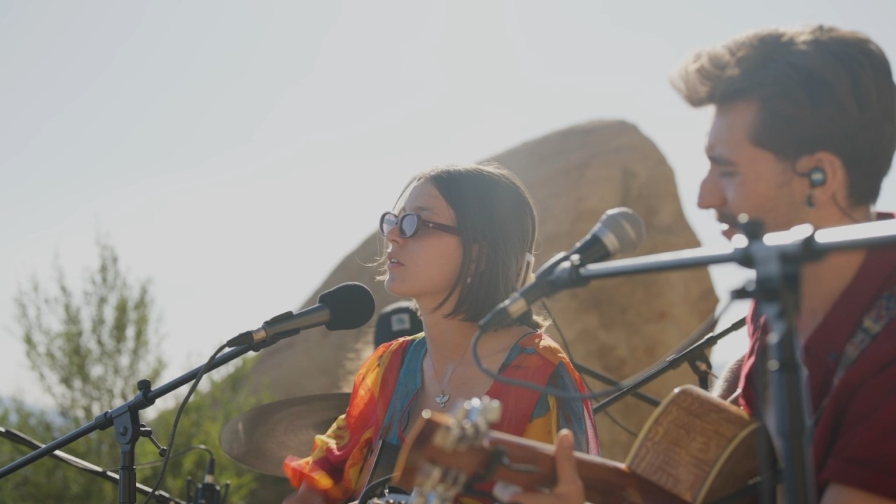 Lucia Dostal Live