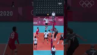 Fake it before you make set it! 🏐