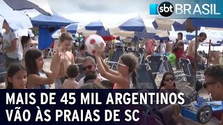 Mais de 45 mil argentinos vão às praias de Santa Catarina | SBT Brasil (28/01/23)