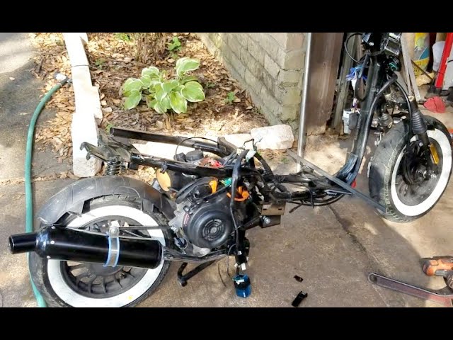 præmedicinering indstudering De er Building A Modified Lowered 50cc Custom Chinese Scooter Bobber w Big Bore  Kit - YouTube