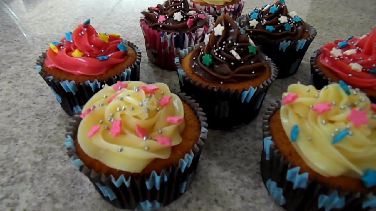 CUPCAKE DE CENOURA - COBERTURA DE BRIGADEIRO