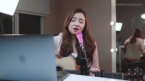 PETERPAN   JAUH MIMPIKU  Live Cover & Lirik by Meisita Lomania