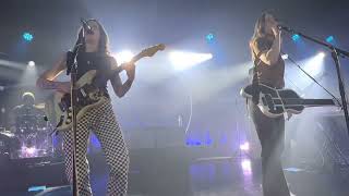 Larkin Poe “Blue Ridge Mountains” Live at The Brooklyn Bowl Philadelphia PA March 10, 2023