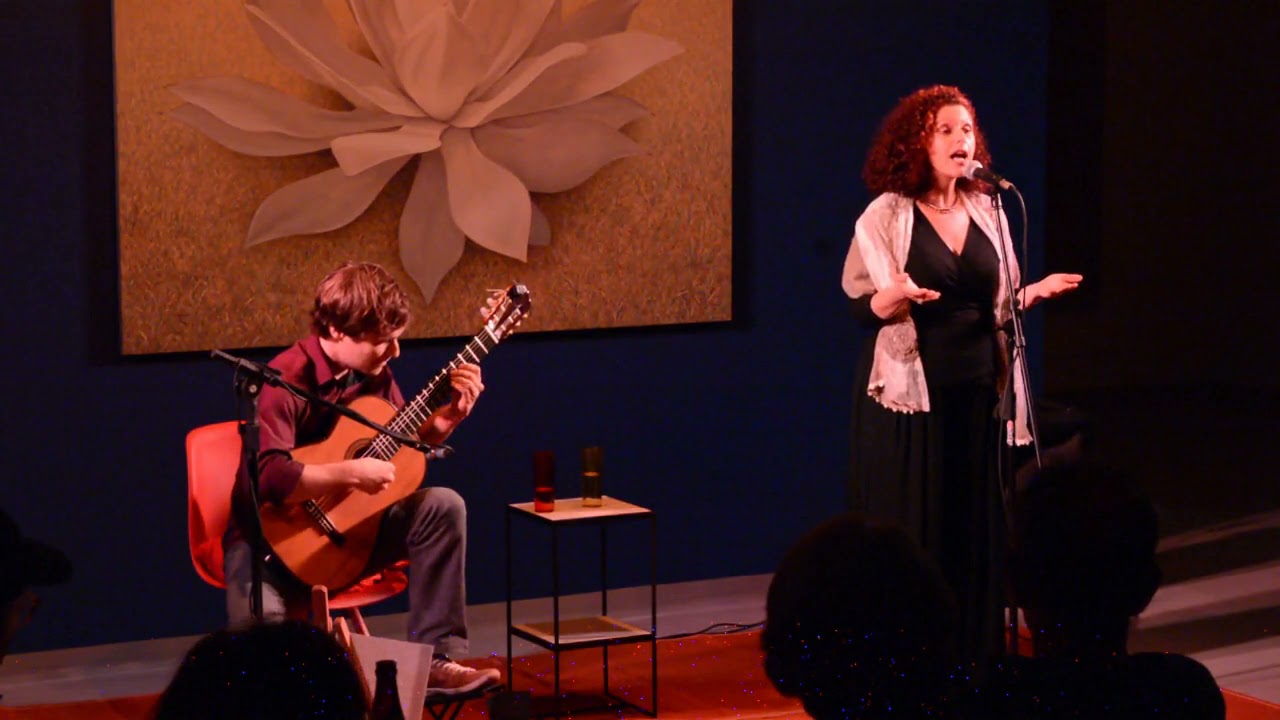 Cajuína - Ana Salvagni e Eduardo Lobo