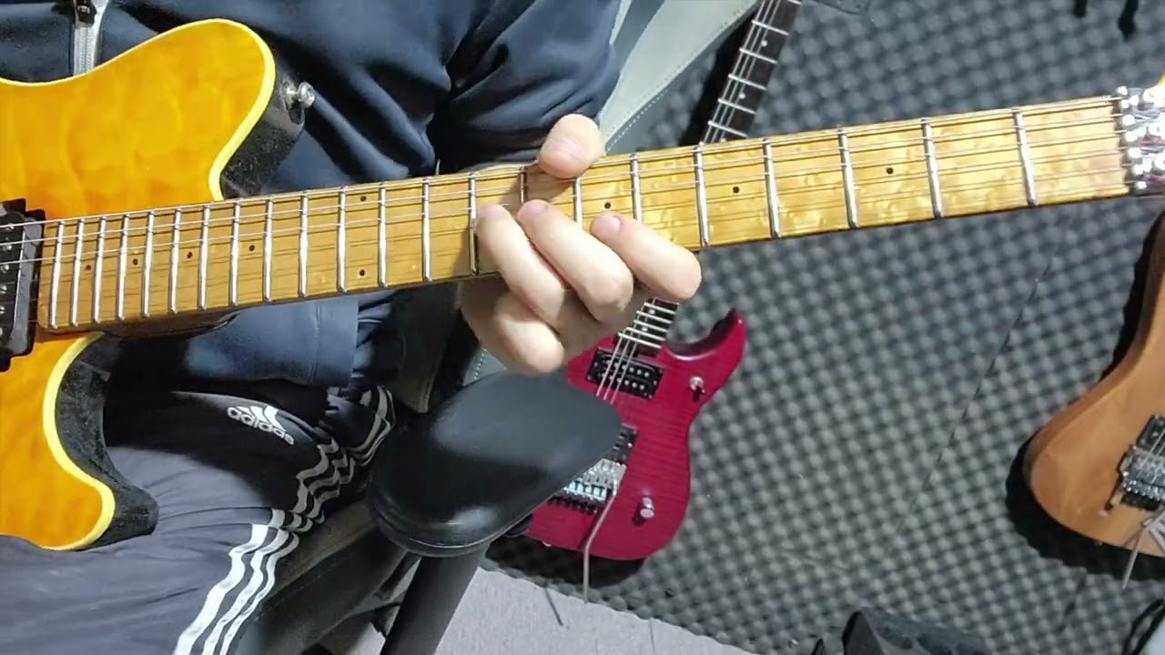 Van Halen - Top Of The World (guitar practice )