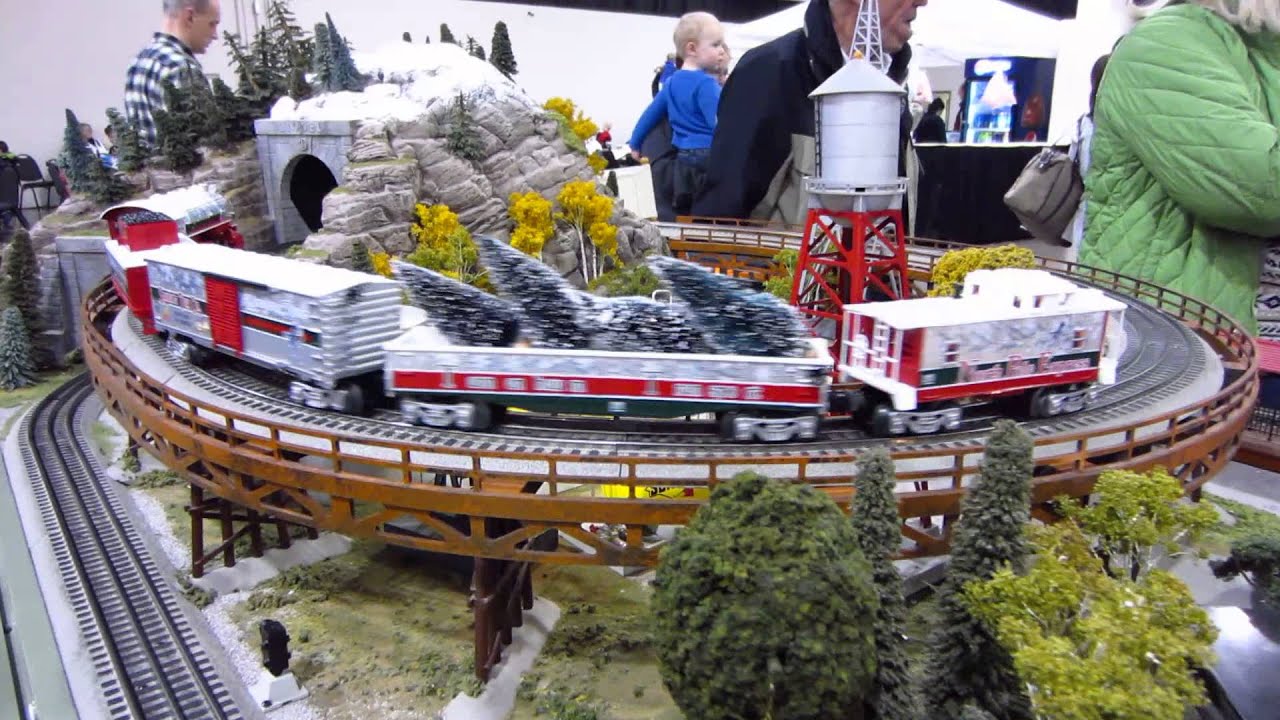 Lionel Trains O gauge track layout - YouTube