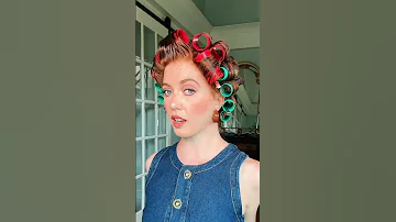 I M Shocked With How It Turned Out Trying Dippity Do Hair Gel Popular In The 60s And 70s Hair 