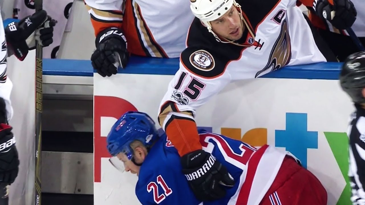 NHL: Sportsmanship/Lighthearted Moments