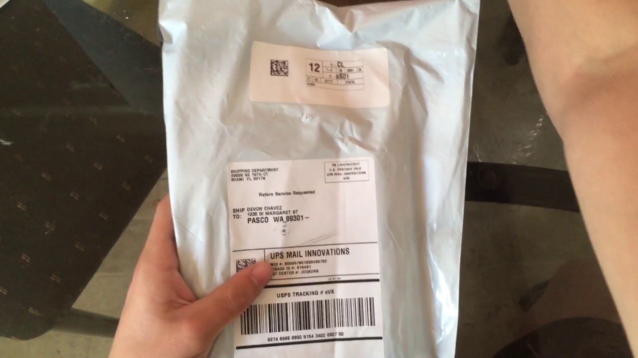 $10 Mophie case for iPhone SE!