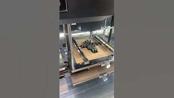 LENNART GROUP - BOX BLANKING MACHINE 1