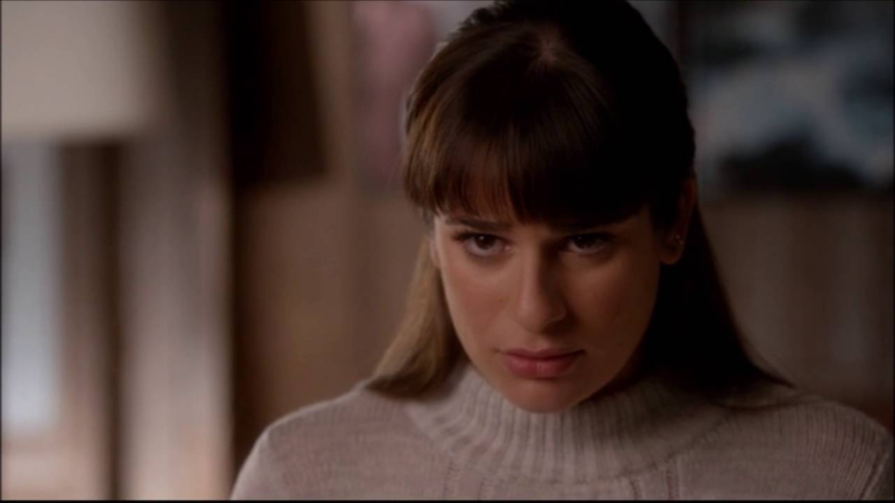 Glee - Rachel gets busted in Sidney's office for lying 5x18
