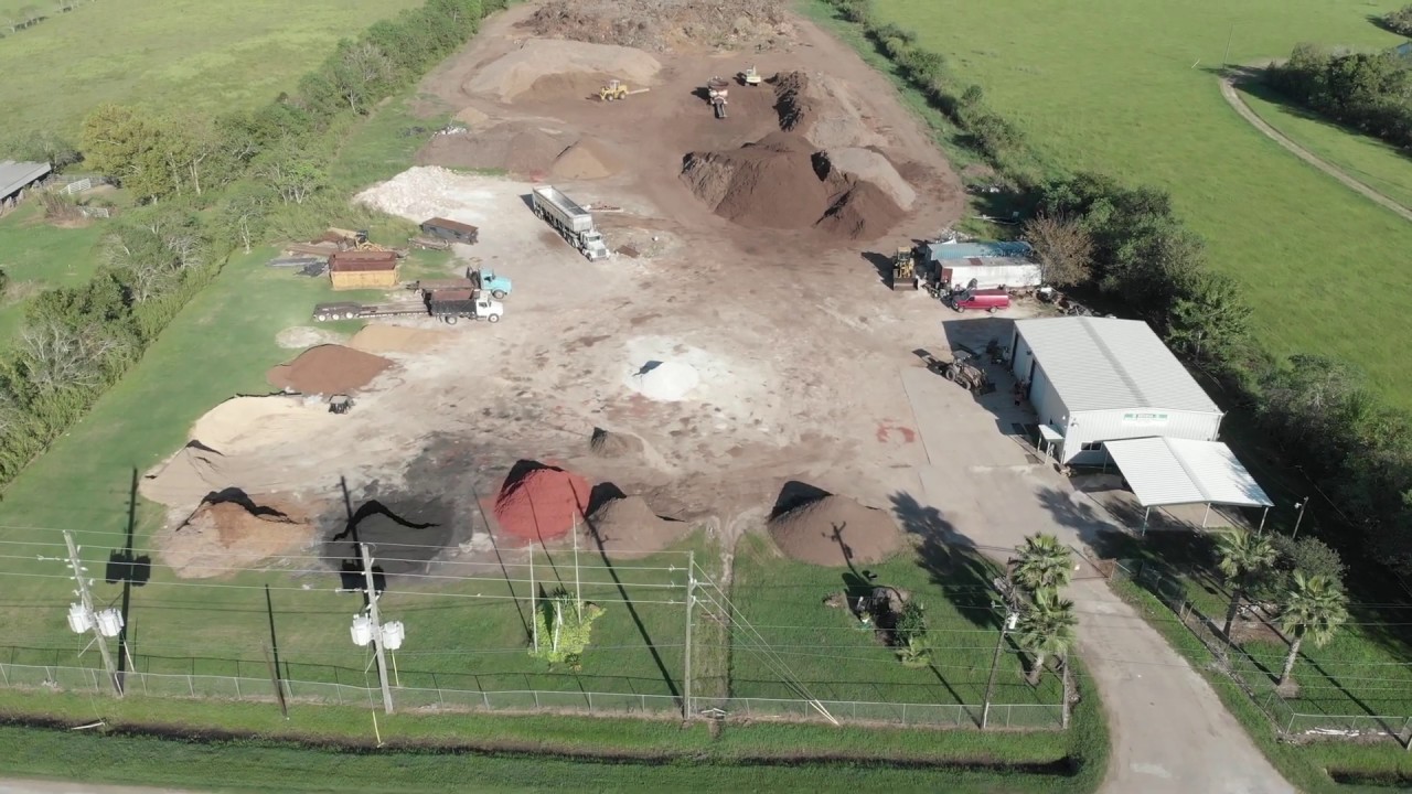 Sienna Mulch Front1 YouTube