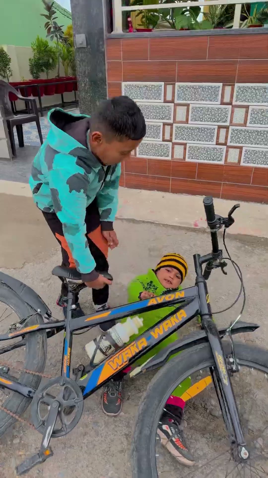 Udja Kale Kawan ?? #shorts #trending #ytshortsindia #cycle #ytshortsindia #love