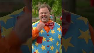 Can You Sign Garden? | Mr Tumble and Friends #ytshort #makaton #learning