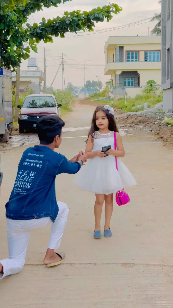 ?Kiss kiss kissik ??? @nishita1962 #kissik #pushpa2 #trending #couple #love #viral #shorts