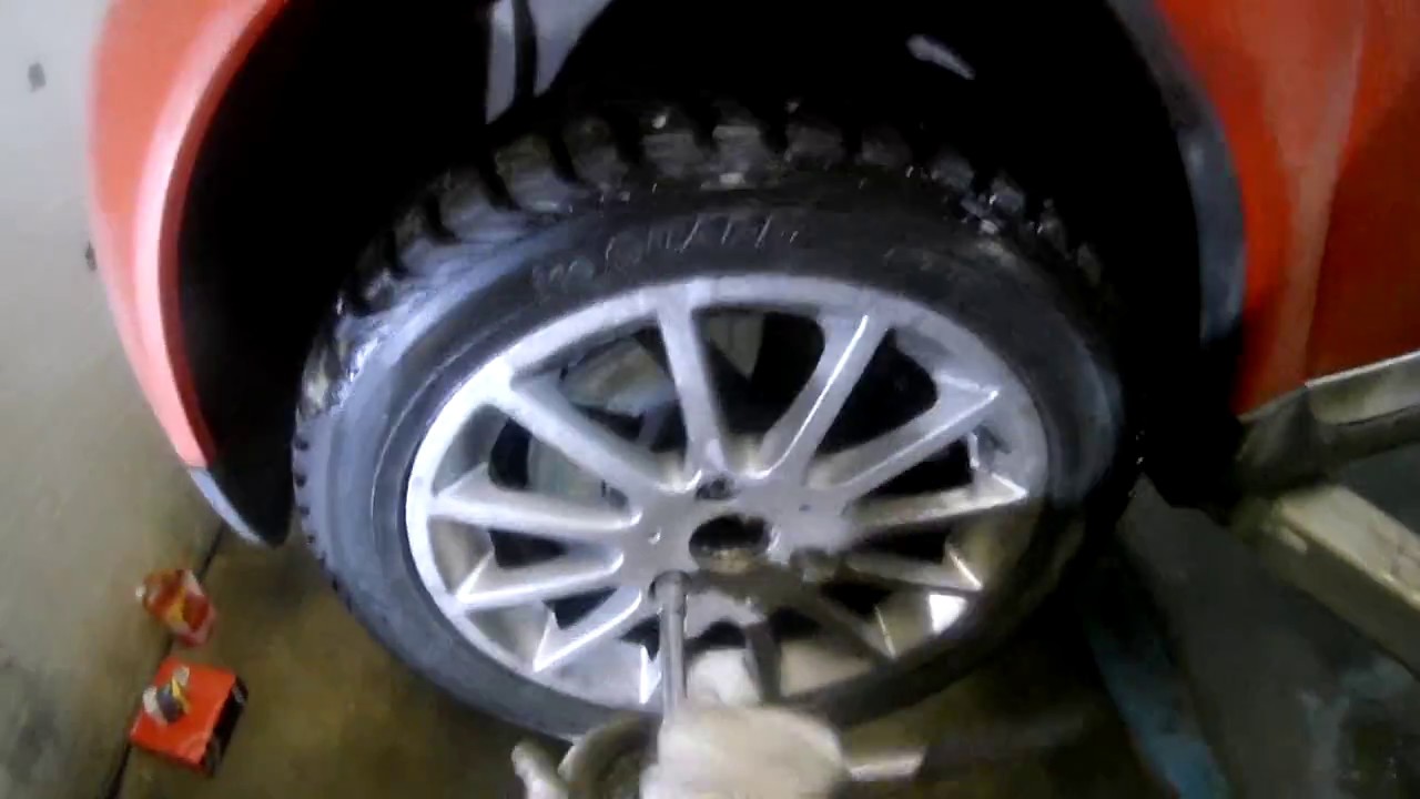 Замена тормозных дисков и колодок на смарте 451 (smart brake replacement)