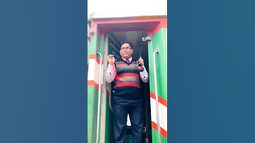 The train director is giving instructions to leave the train.#trainvideo #traintravel #trainjourney